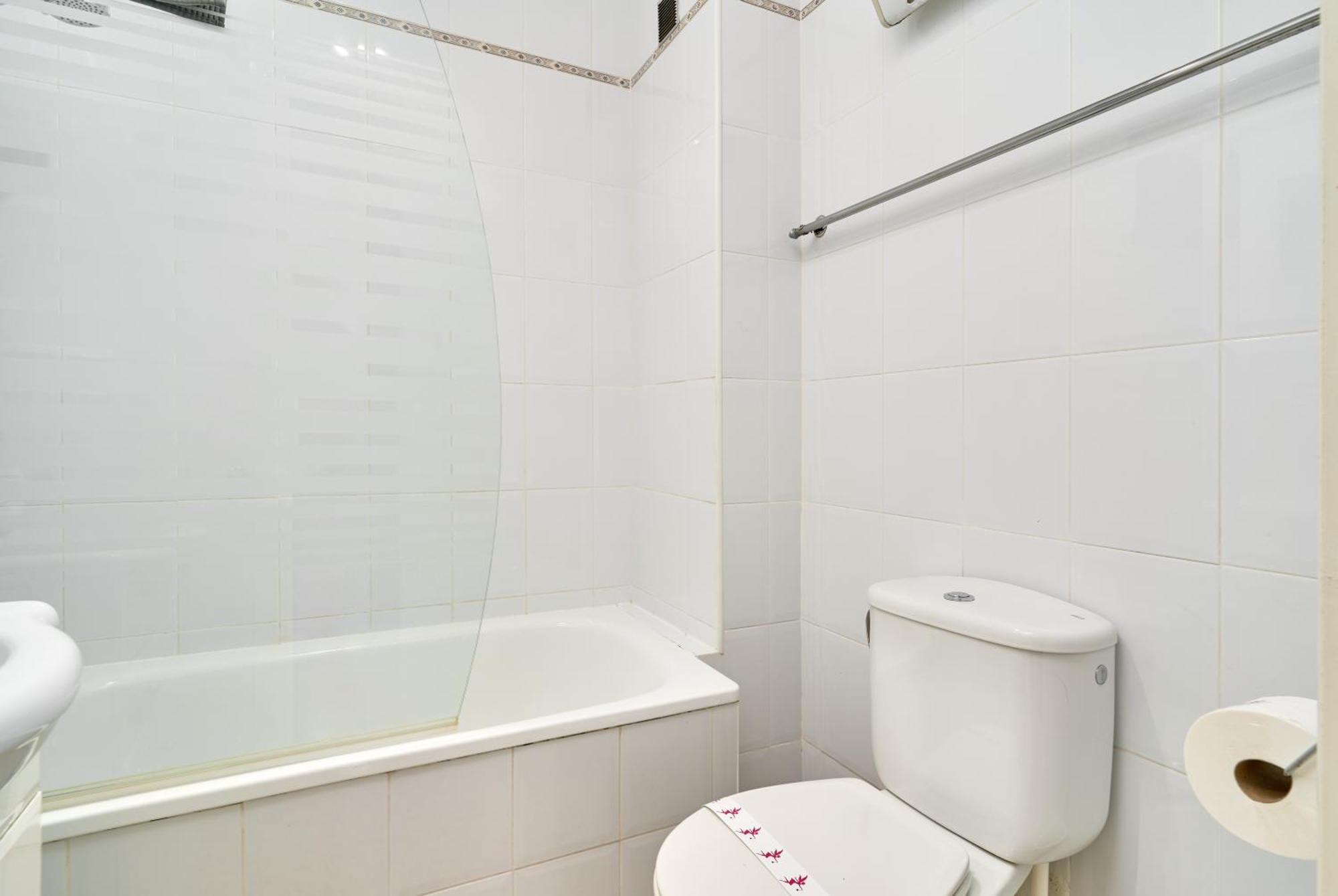 Bright And Spacious 2 Bed Apt Нерха Экстерьер фото